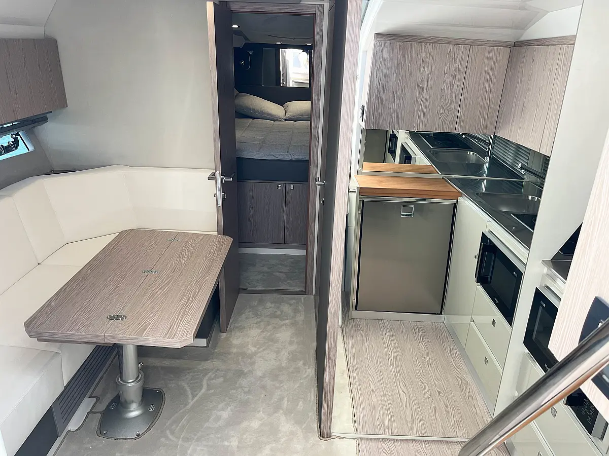 Sessa C38 - 