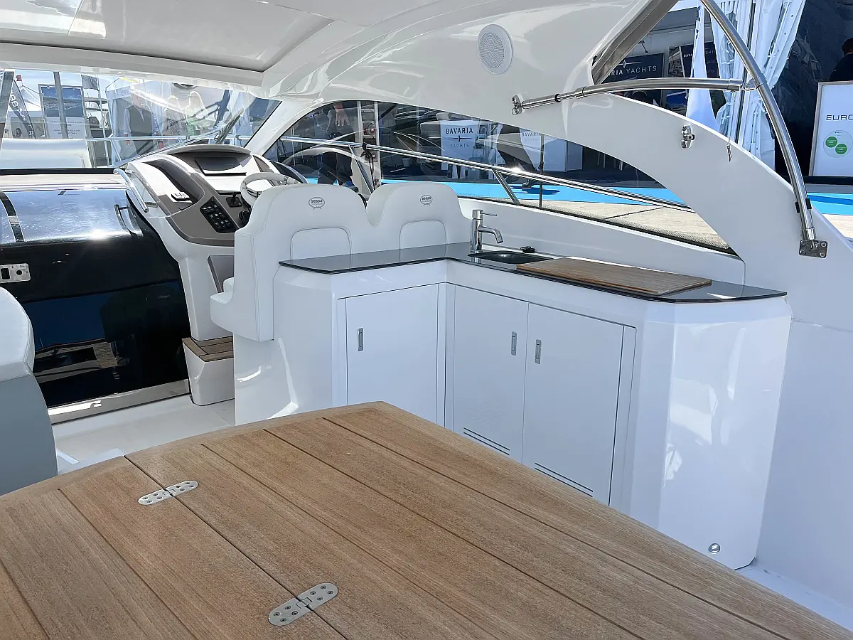 Sessa C38 - 