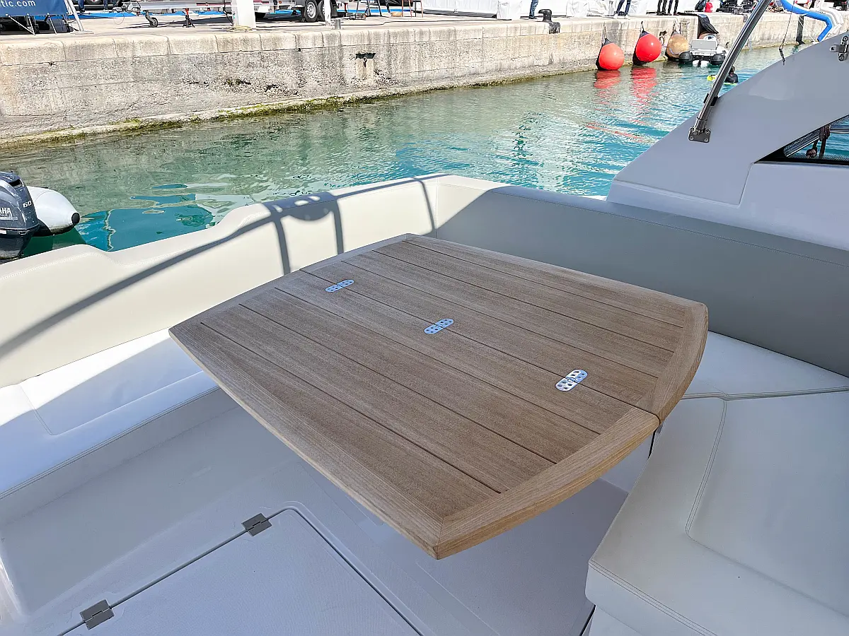 Sessa C38 - 