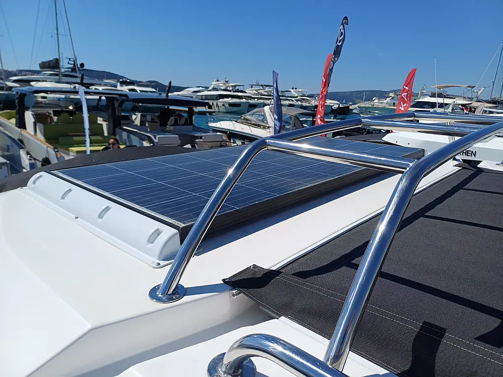 Nikhen Aquasun 34 Sedan LP - 