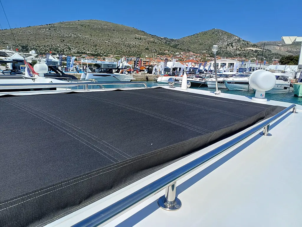 Nikhen Aquasun 34 Sedan LP - 