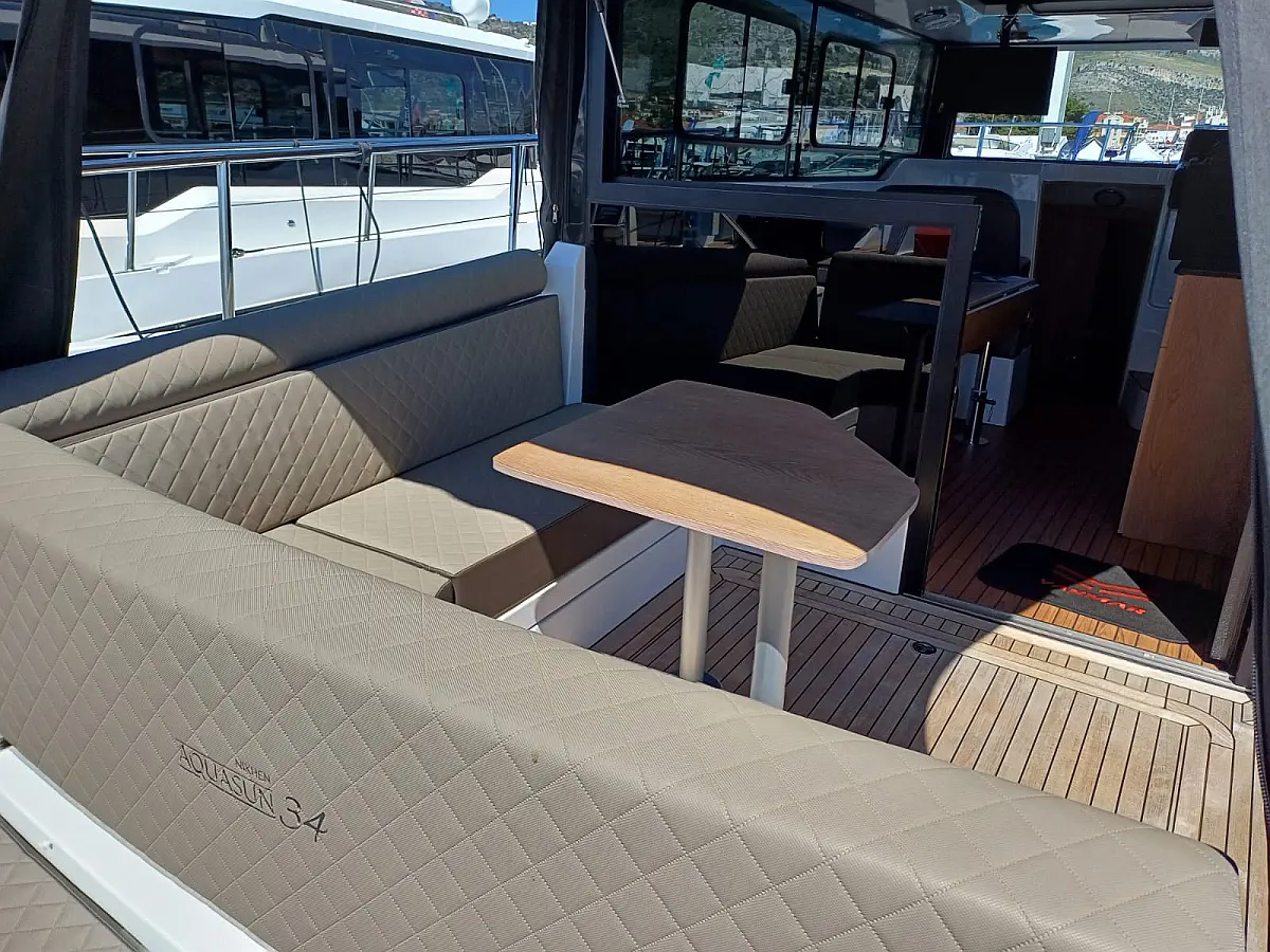 Nikhen Aquasun 34 Sedan LP - 
