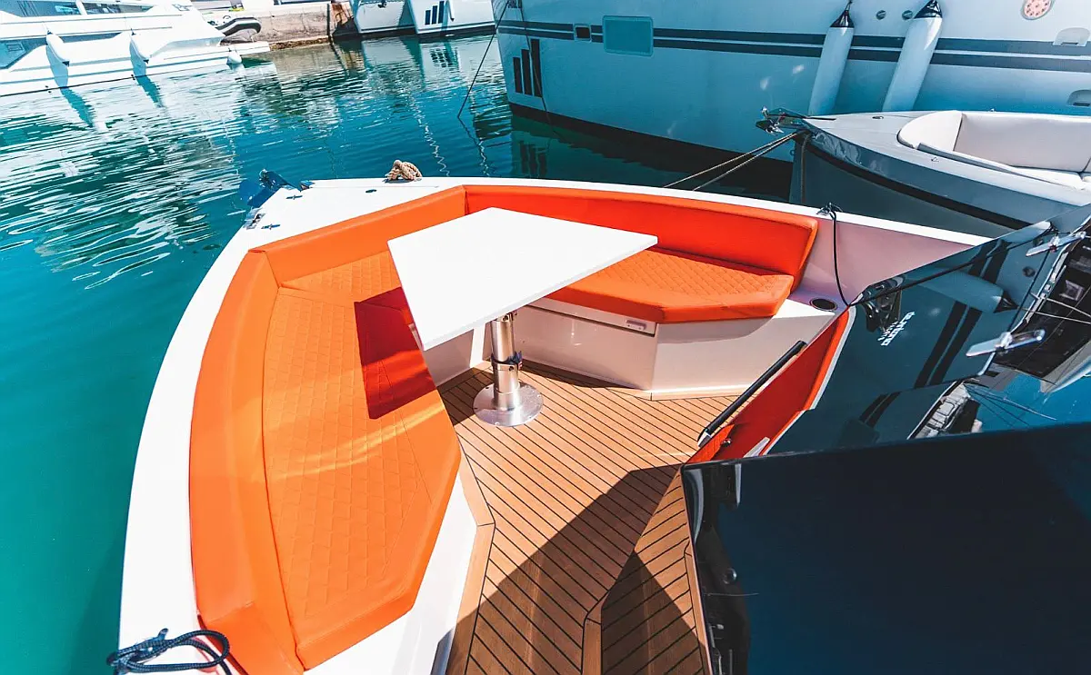 De Antonio D28 Open - 