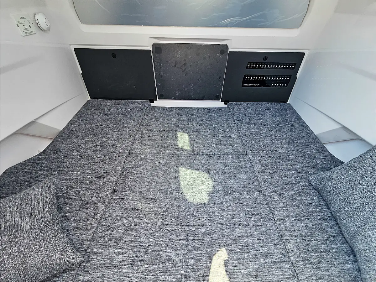 Axopar 29 XC Cross Cabin - Ema  - Internal image