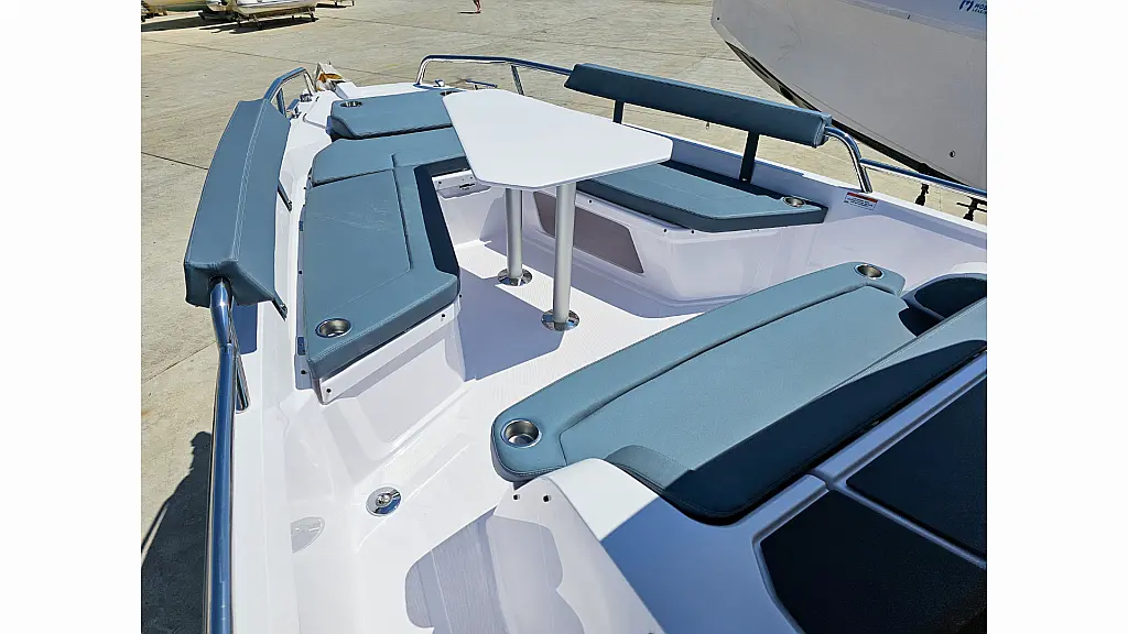 Axopar 29 XC Cross Cabin - 